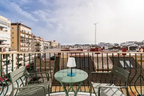 Exclusive design, Fuengirola city center, sun and beach - Image 4