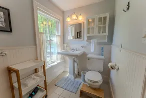 Spacious Lenox Farmhouse | Retreat Near Tanglewood - Image 4