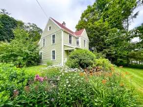 Spacious Lenox Farmhouse | Retreat Near Tanglewood - Image 2