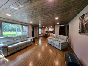 Creative Paradise, Country Charm, City Convenience - Image 5