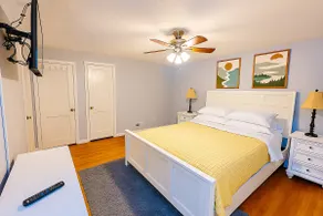 Chic Towson Retreat: 4BR Getaway Near Baltimore - Image 5