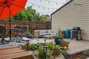 Denver Charmer Secret Garden: 10min from Hot Spots - Image 2