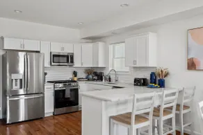 5 Private Suites | Sleeps 14 | Perfect for Groups - Image 4
