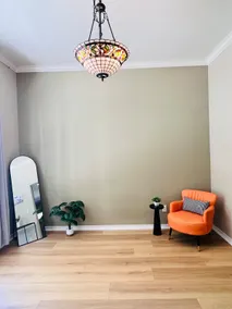 Peaceful Retreat w/ Private yard - Image 2