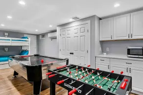 Cabin at WLE by Wallenpaupack w/Game Room& Hot Tub - Image 4
