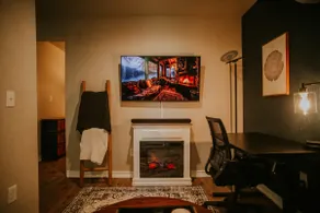 Superior-#1-Queen | Fireplace | Kitchen | WIFI - Image 4