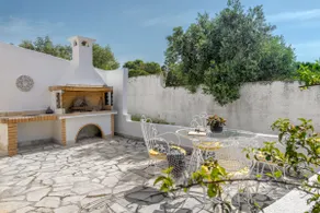 Mira Seaside Residence - Image 4