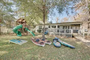 Evergreen Escape| Spacious Yard - Image 2
