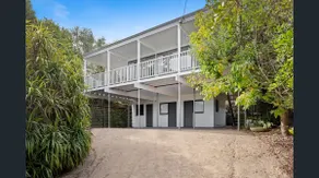 Boutique Costal Retreat in Blairgowrie - Image 2