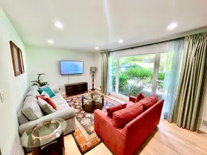 Oak House: Near DC, 4-Car Parking, 4-Bdr, 2-Living - Image 3