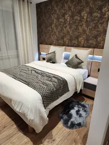 Comfortable Apartment 102 - Image 4