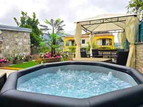 Grazy Home - Bright new Apt with Terrace and Seasonal Pool - Image 5