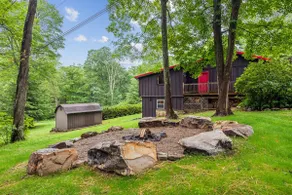 5BR/Sleeps 14 -10 Mins to 7S & HV Hot Tub Fire Pit - Image 2