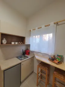 Sofias minimal apartment - Image 4