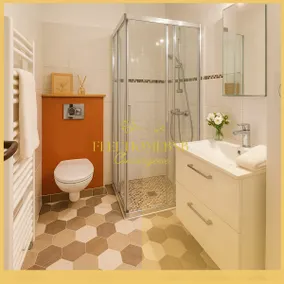 Studio Near Center - Queen Bed, Free Coffee! - Image 5