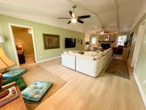 Spacious ATX Home, Extended Stays & Pets Welcome! - Image 5