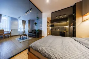 Hyaton Suite Residence- City Centre, Free Parking by StayNest - Image 2