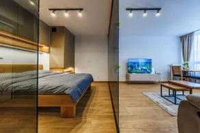 Hyaton Suite Residence- City Centre, Free Parking by StayNest - Image 5