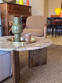 Elegant 3-bedroom apartment in the center, pool + parking included - Image 2