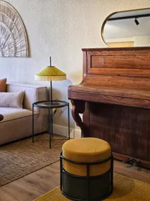 Elegant 3-bedroom apartment in the center, pool + parking included - Image 5