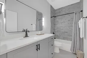 Modern Family Friendly | home near Emory & Atlanta - Image 2