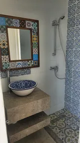 Traditional Houch - Image 4