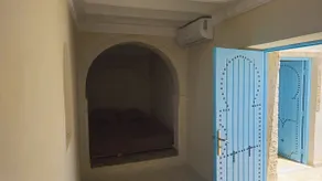 Traditional Houch - Image 2