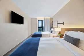Apt boutique zone 14 · Designer with A/C L7 - Image 5