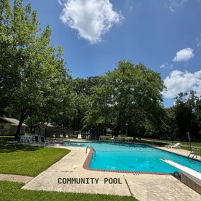 Long Stay Discount | Waterfront Enchanted Oak Home - Image 5