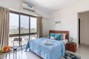 Breezy & Bright 2bhk Apt near Airport - Image 3