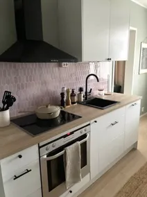 Spacious two-room apartment + balcony, top floor, Netflix, Mh and Oh - Image 5