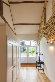 Entire Luxury Cotswold Coach House, Private Garden - Image 4