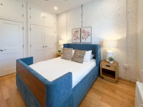 (3-31) Gorgeous newly renovated Back Bay Getaway! - Image 2