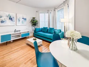 (3-21) A+ Location Back Bay / Fenway Park / 2 Beds - Image 2