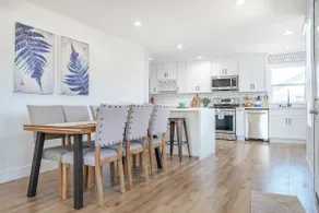 Vibrant 3BR House By LAX, DTLA and SoFi World Cup - Image 3