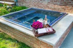 Luxury Princeton Estate Pool, Hot Tub, Sleeps 20 - Image 2