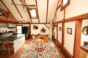 Apartment in New Bedford - Image 5