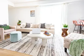 Spacious 3-Level House 8 beds | Free Parking+Patio - Image 4