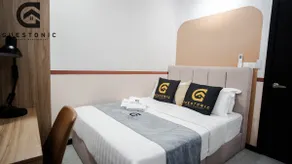 Neu Suites by Moonlight  - Image 3