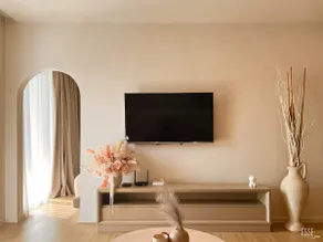 4E Apartment - Image 2