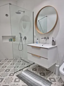 Beautiful Plomari Cottage - Image 2