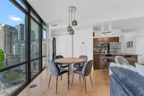 Stylish 2BR Downtown Sanctuary - Free Parking - Image 3