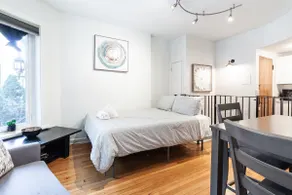 Lincoln Park Duplex - 2 beds 1 bath - Image 2