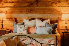 Rustic Log Cabin Old Farm - Image 3