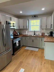 Charming 3-Bedroom-Ellwood City - Image 4