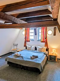 Old Town Quarter · Castle View/Balcony · Up to 16 Guests - Image 4