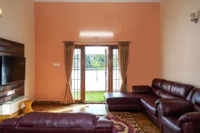 Rail Ridge Villa-Golden Chariot - Image 2