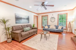 King Bed, Tvs, Kids Essentials, Grill, Packnplay - Image 2