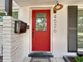 Modern Nest in South Tampa - Image 4