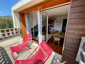 Spacious cabin studio with panoramic view - Image 2